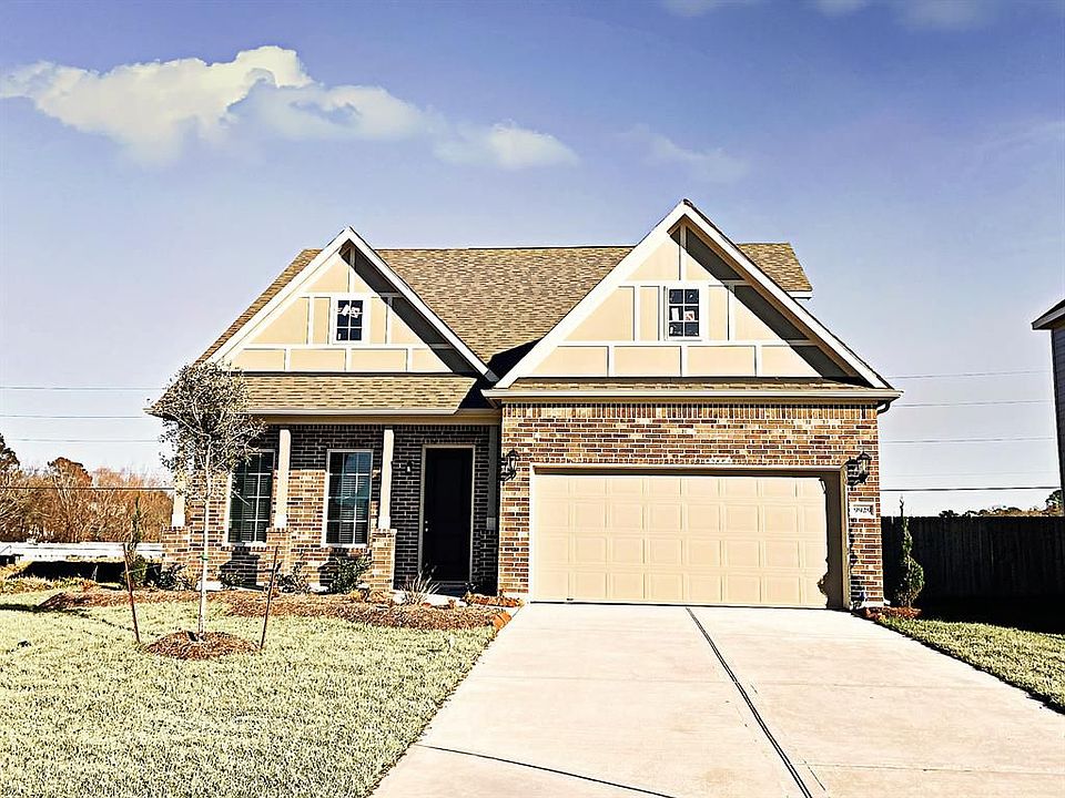 1st image of 9929 Crescent Cove Dr