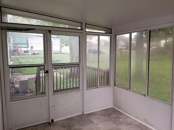 5th image of 606 Scenic Dr