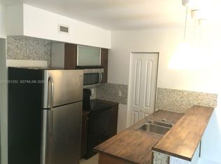 7025 Rue Granville APT 1, Miami Beach, FL 33141