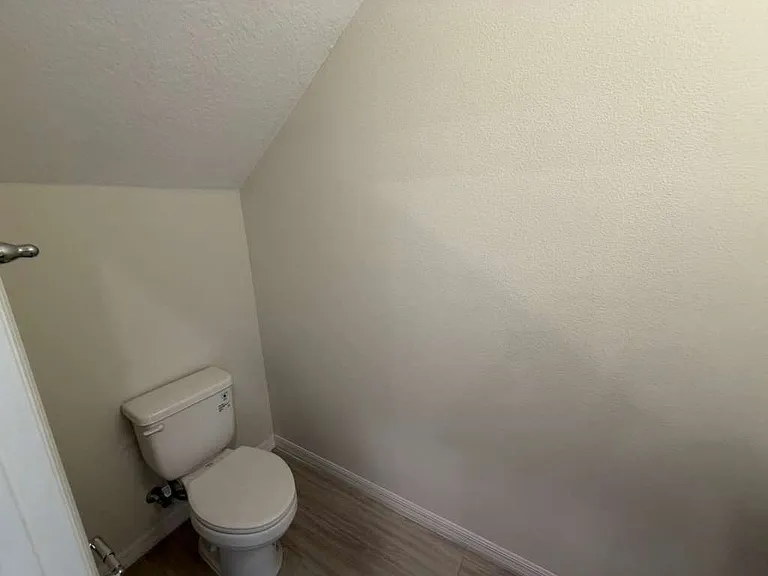 2124 Penny Ln — Photo 30