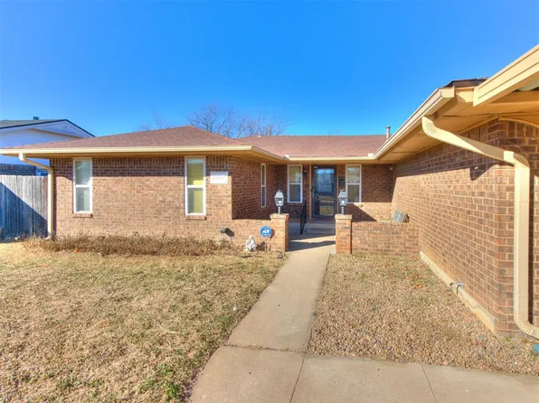 8817 S Charlotte Dr, Oklahoma City, OK 73159