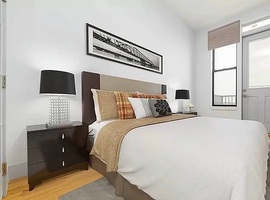 Rented by ERNY LLC | media 49