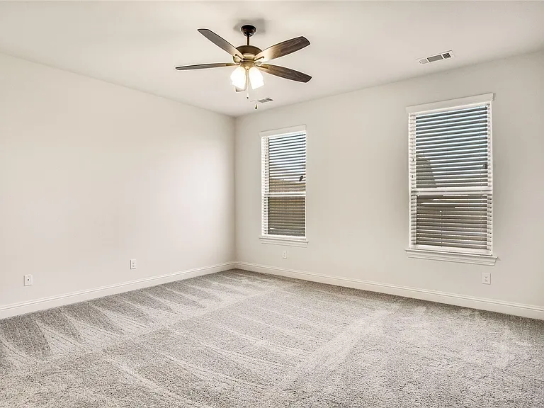 204 Flower Ridge Dr — Photo 11