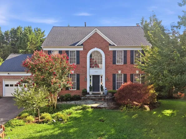 11203 Yardley Ct, Ijamsville, MD 21754