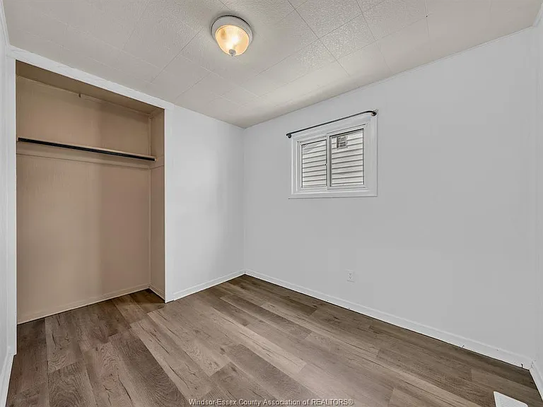 1183 Felix Ave — Photo 17