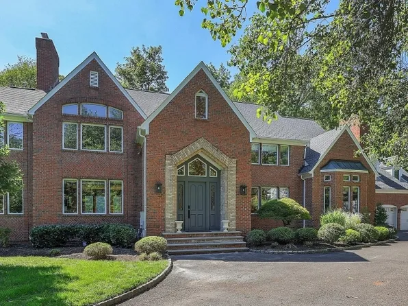 12 Hill Hollow Rd, Warren Twp., NJ 07059