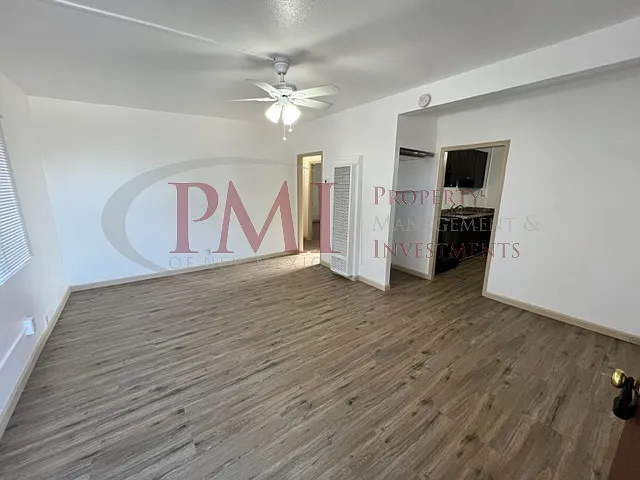 2225 College Street — Photo 4