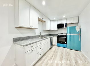 1121 N Kings Rd #2A, West Hollywood, CA 90069