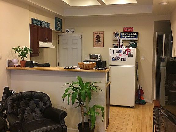 3rd image of 1521 N Bouvier St #1