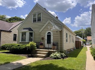 2771 S 46th St, Milwaukee, WI 53219