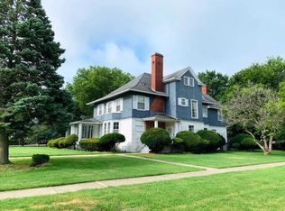 211 N Prairie Ave, Dwight, IL 60420