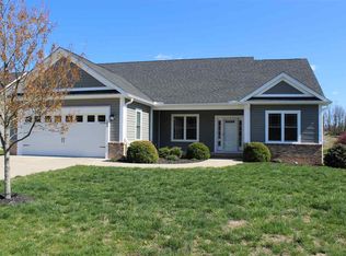 104 Tomasville Dr, Waynesboro, VA 22980