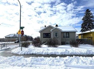 1101 N 22nd Ave NW, Calgary, AB T2M 1P6