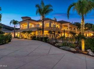 1100 N Country Club Dr, Simi Valley, CA 93065