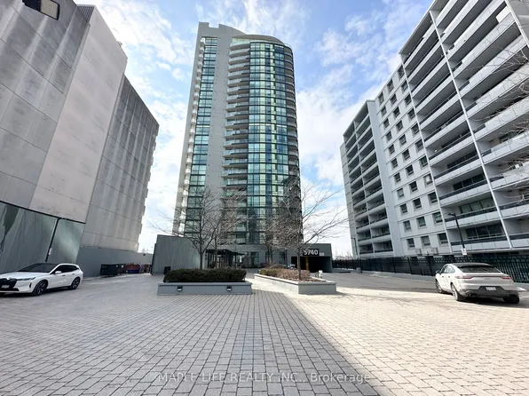 5740 Yonge St Unit 305, Toronto, ON M2M 0B1
