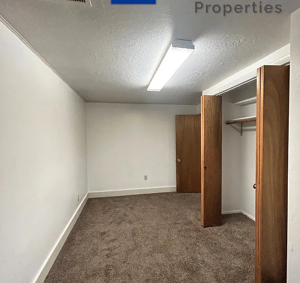 1005 1/2 Park Ln — Photo 14