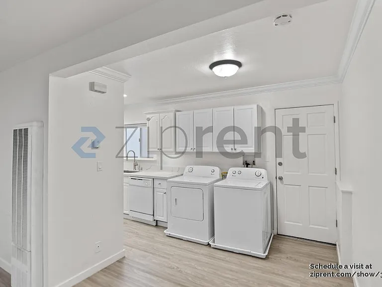 371 Somerset Rd #A — Photo 12