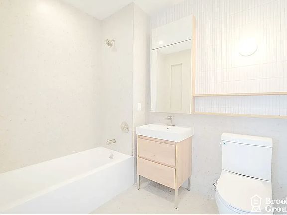 4th image of 1889 Atlantic Ave #7J