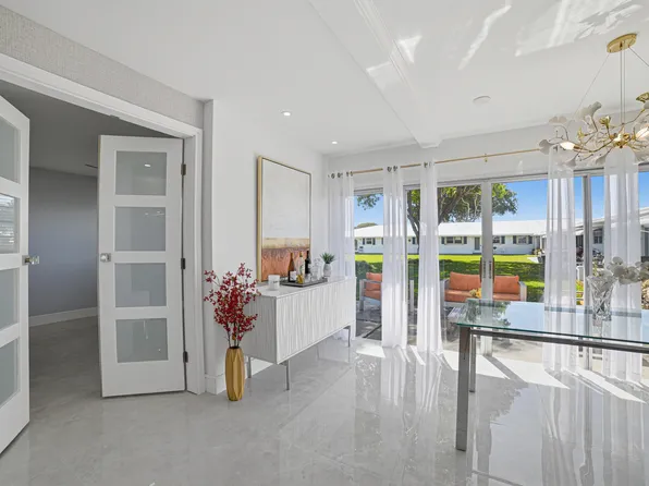 300 SW Golfview Terrace #142, Boynton Beach, FL 33426