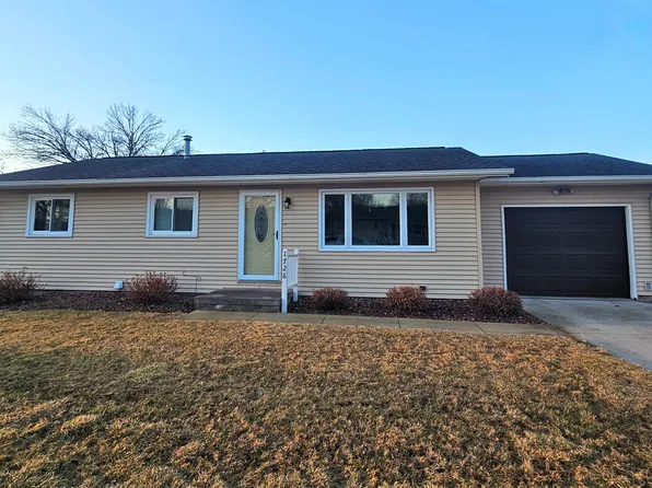 1726 E Walnut St, Algona, IA 50511