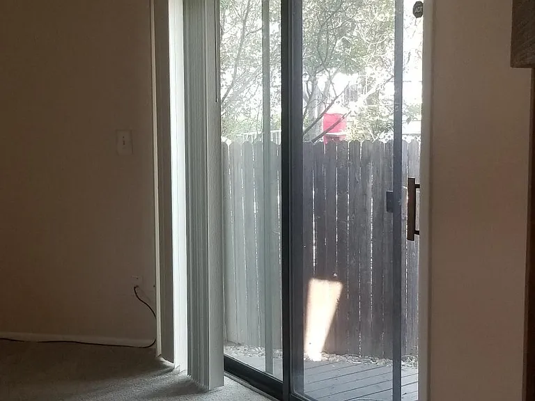 866 Pebblewood Dr — Photo 16