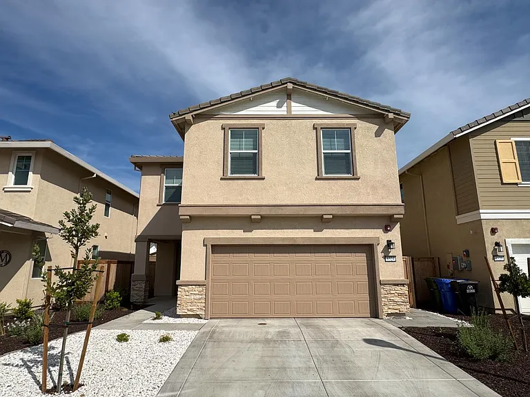 8524 Anker Way — Photo 1