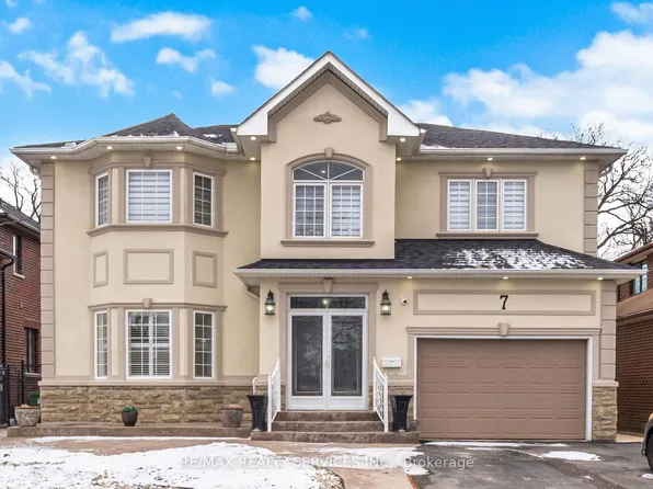 7 Waltham Dr, Toronto, ON M9V 1S6