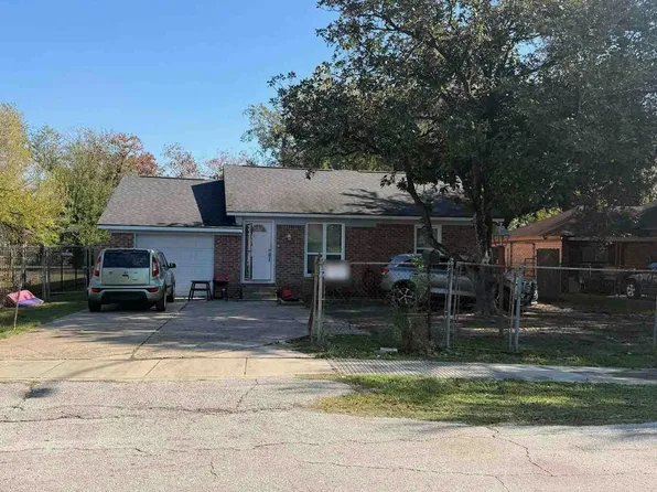 4816 Dabney St, Houston, TX 77026