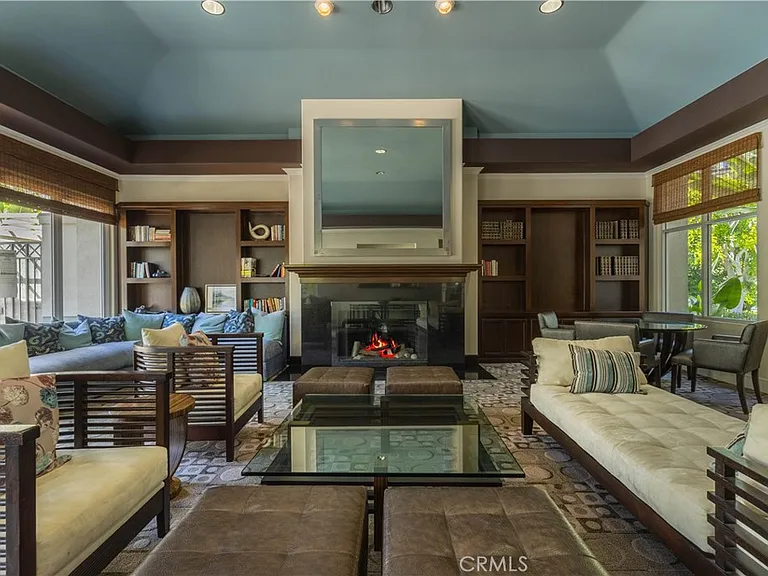 2233 Martin #108 — Photo 16