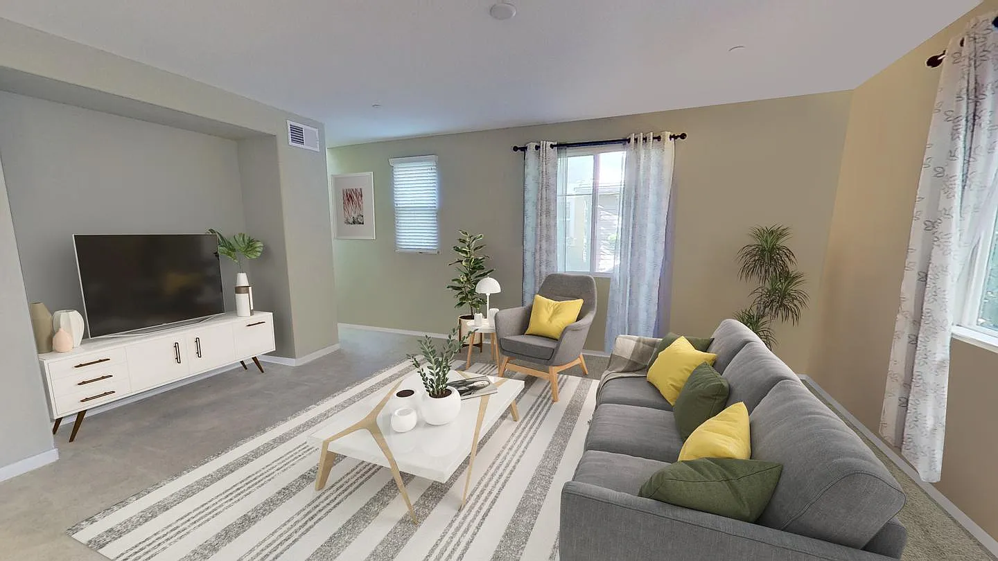 Bright & airy Hayward home near Cal State University - East Bay — Photo 1
