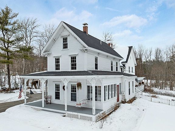 2nd image of 40 Old Wolfeboro Road