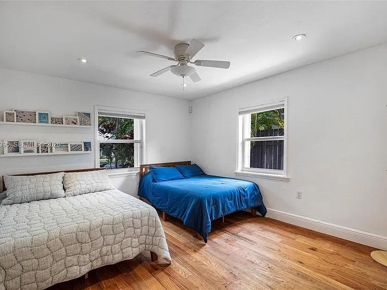 4150 Ventura Ave — Photo 22