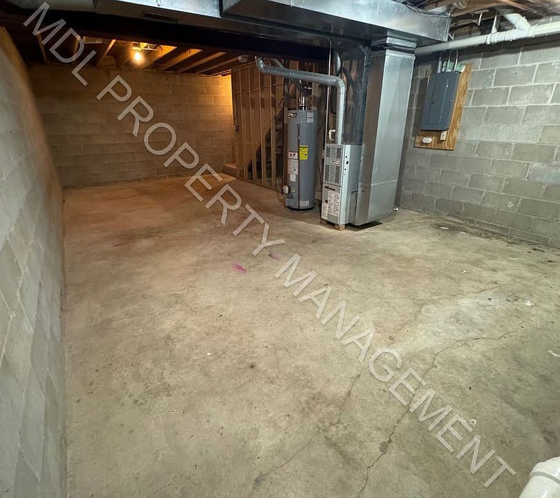 Hedgewood Place 4907 Hedgewood Dr Midland MI Zillow