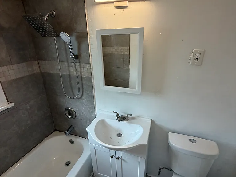312 S Evergreen Ave #312 — Photo 2
