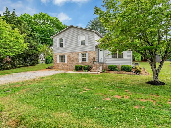 206 Homeward Ave, Winchester, TN 37398