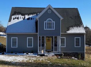 117 Kings Grant Dr, Goode, VA 24556