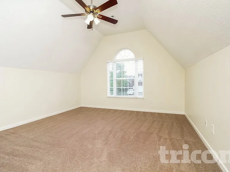 3001 Deer Trail Dr — Photo 7