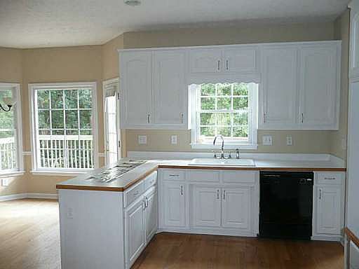 3rd image of 990 Capella Creek Way