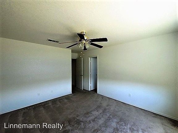 5th image of 5302 Lauren Lea Dr Unit B