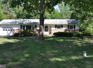 28126 Gaunts Bridge Rd, Columbus, NJ 08022