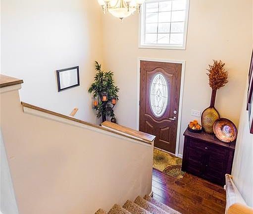 3rd image of 5325 Stone Crest Dr