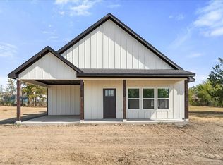 104 S Fm 1126, Barry, TX 75102