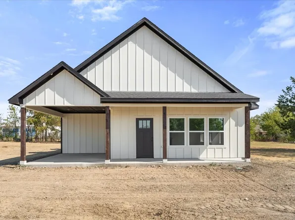 104 S Fm 1126, Barry, TX 75102