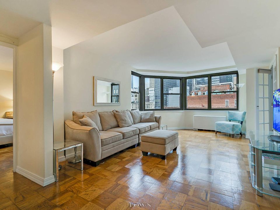 1st image of 225 E 36th St APT 18A