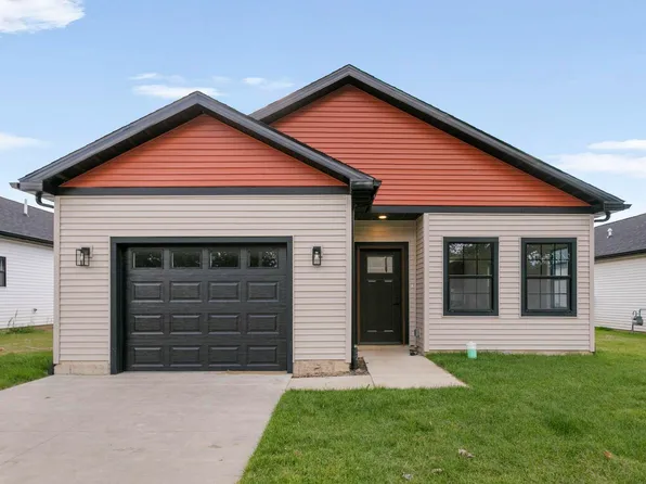 4818 York Dr, South Bend, IN 46614