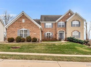 4036 Portland Ridge Dr, Florissant, MO 63034