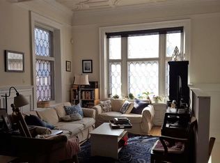 1824 Spruce St APT 2R, Philadelphia, PA 19103