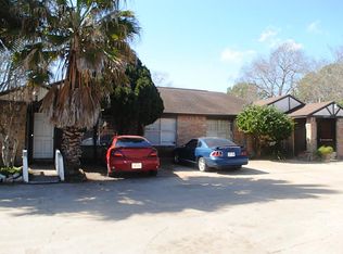 12619 Veterans Memorial Dr, Houston, TX 77014