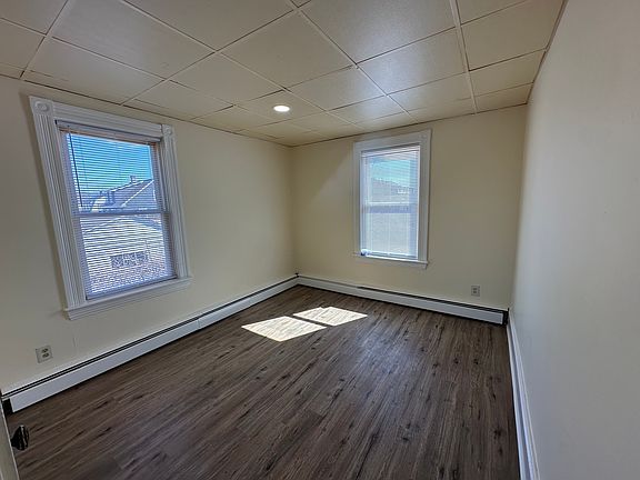 5th image of 17 Winthrop Ave APT 2