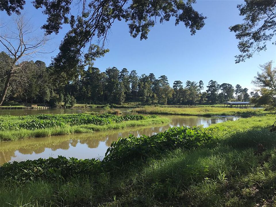 1st image of 439 Caney Creek Dr